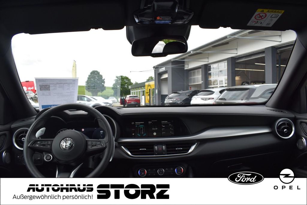 Alfa Romeo Stelvio 2024