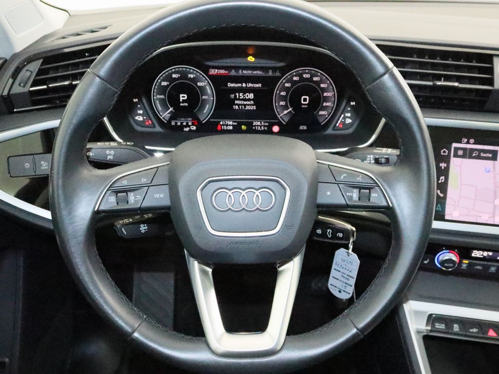 Audi Q3 2022