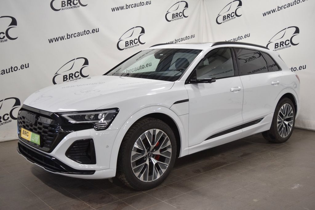Audi Q8 2023