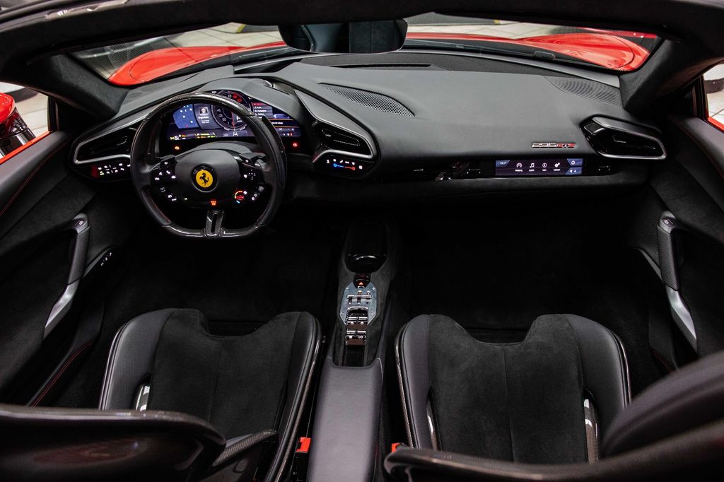 Ferrari 296 GTS 2024