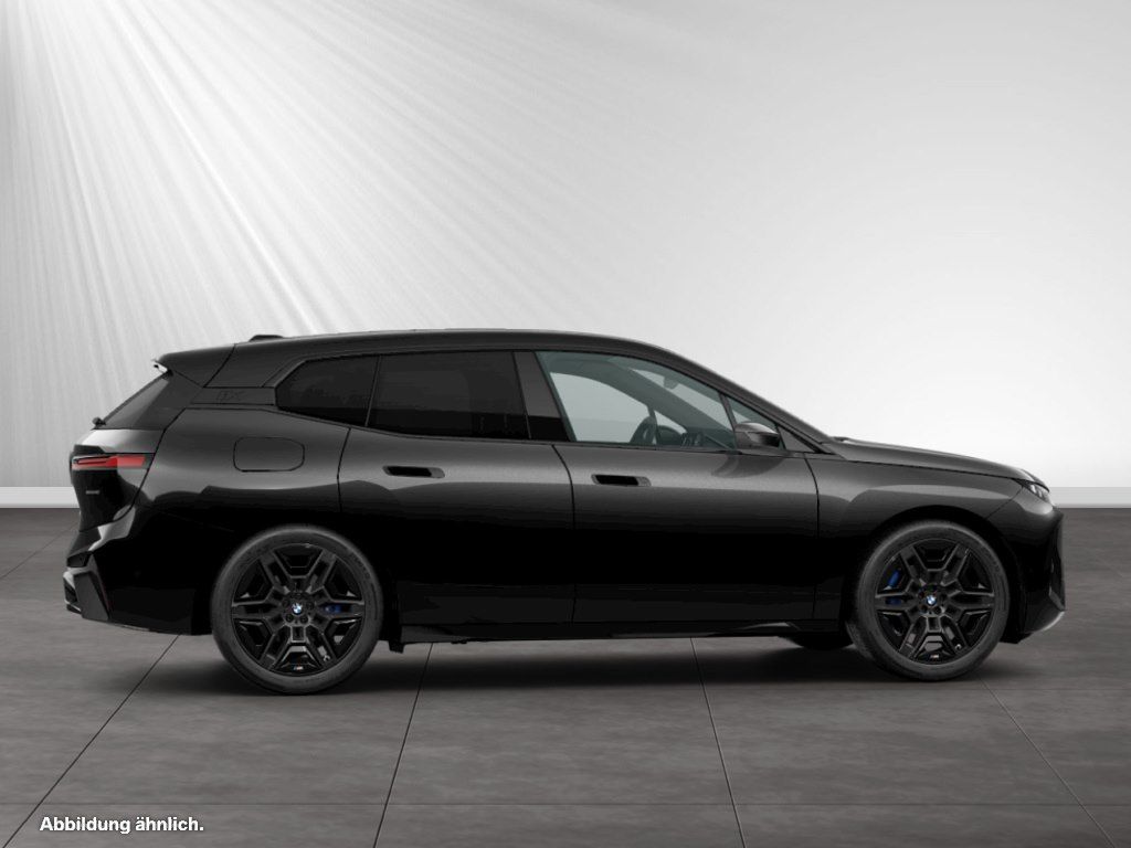 BMW iX 2025
