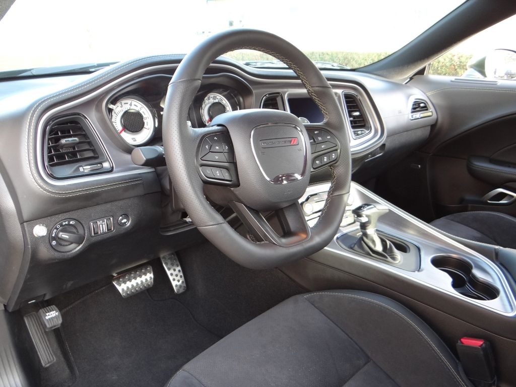 Dodge Challenger 2024