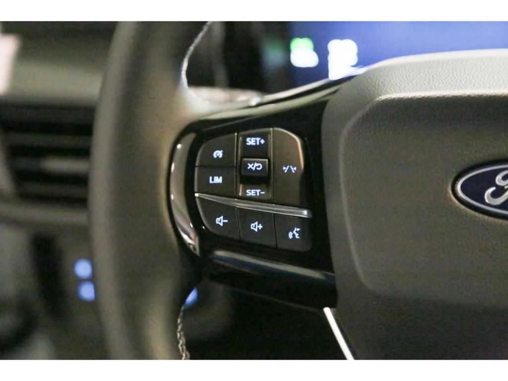 Ford Transit Courier 2025