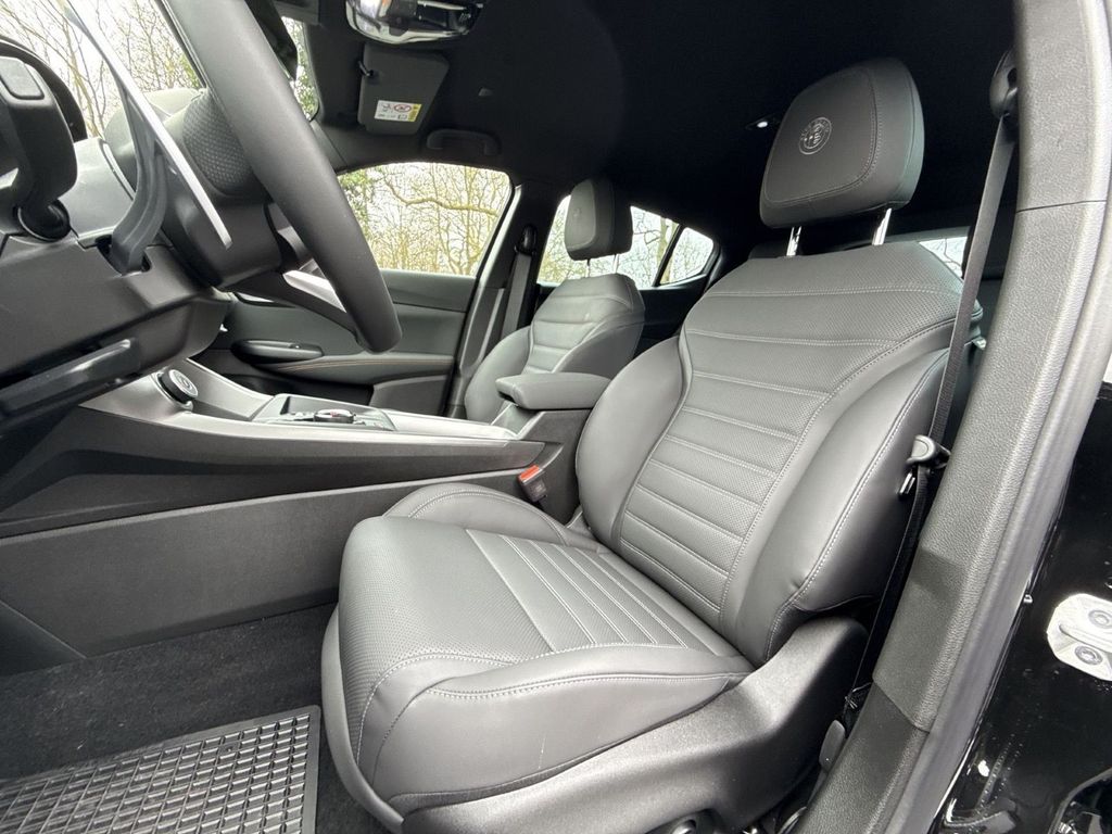 Alfa Romeo Tonale 2025