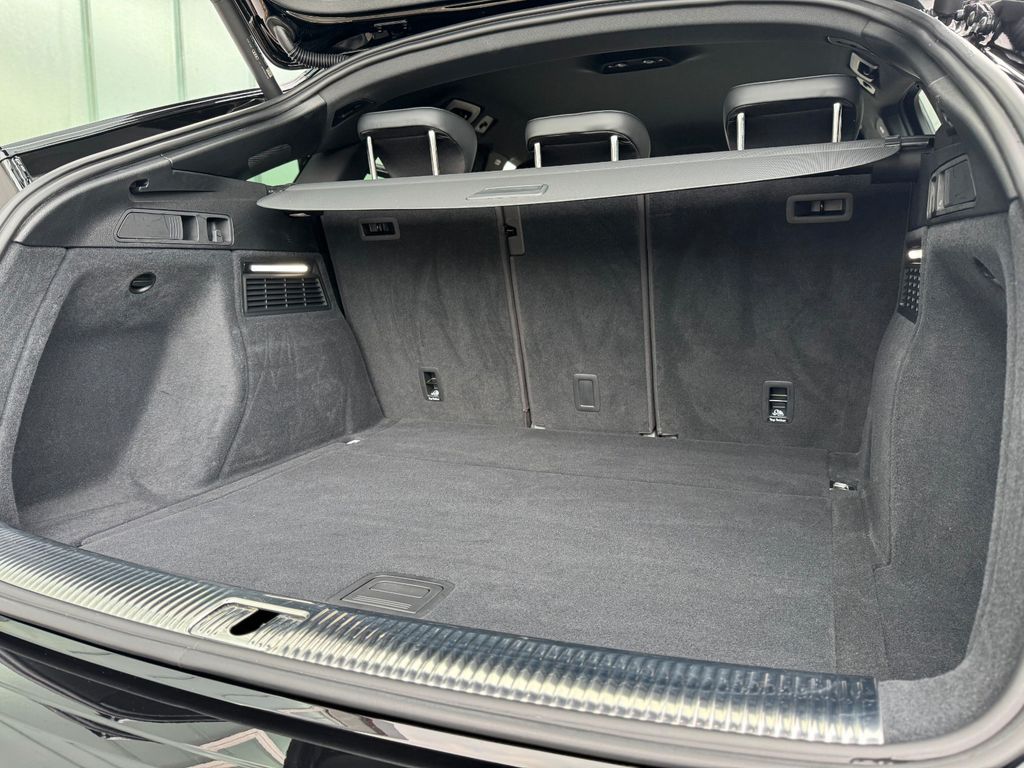 Audi SQ5 2023