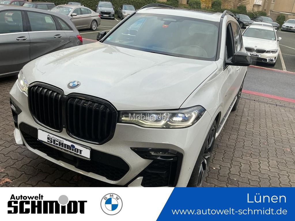 BMW X7 2021