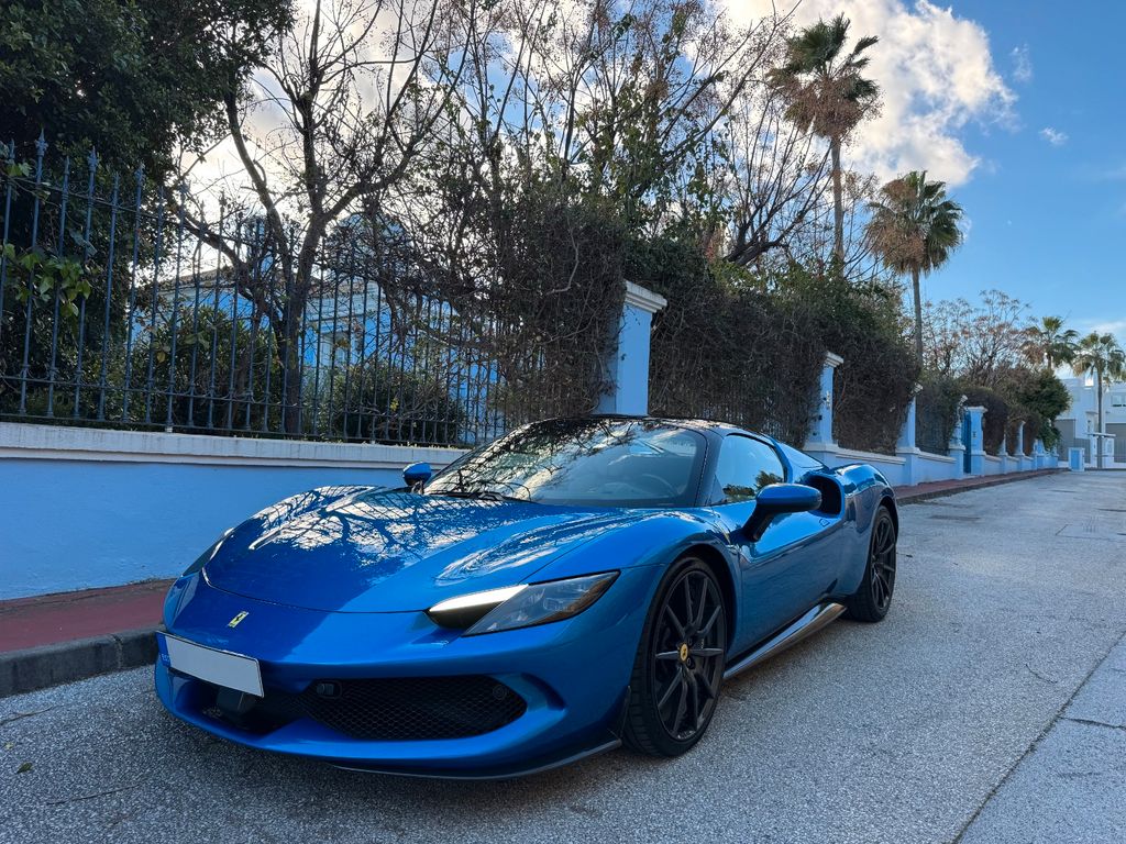 Ferrari 296 GTS 2023