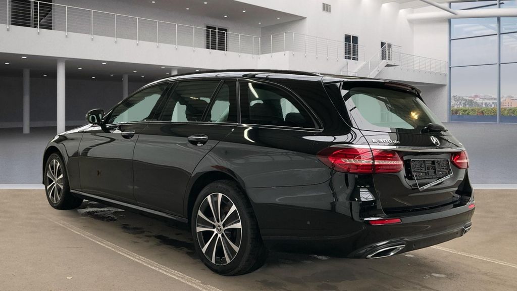 Mercedes-Benz E 300 2021