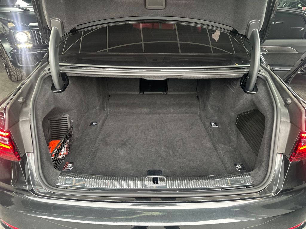 Audi A8 2019