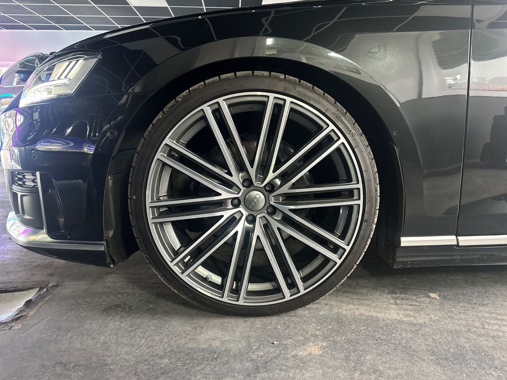 Audi A8 2019