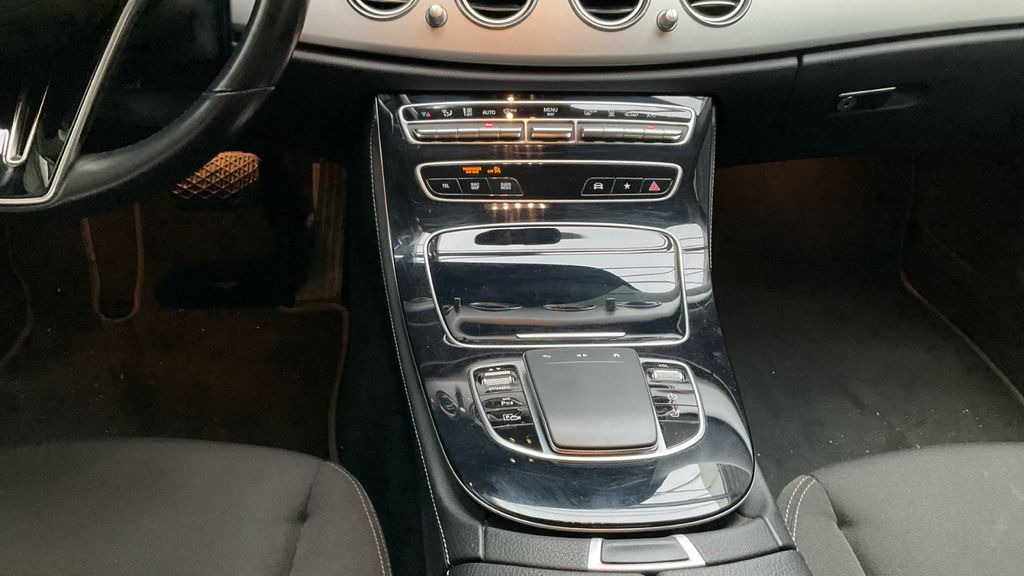 Mercedes-Benz E 300 2021