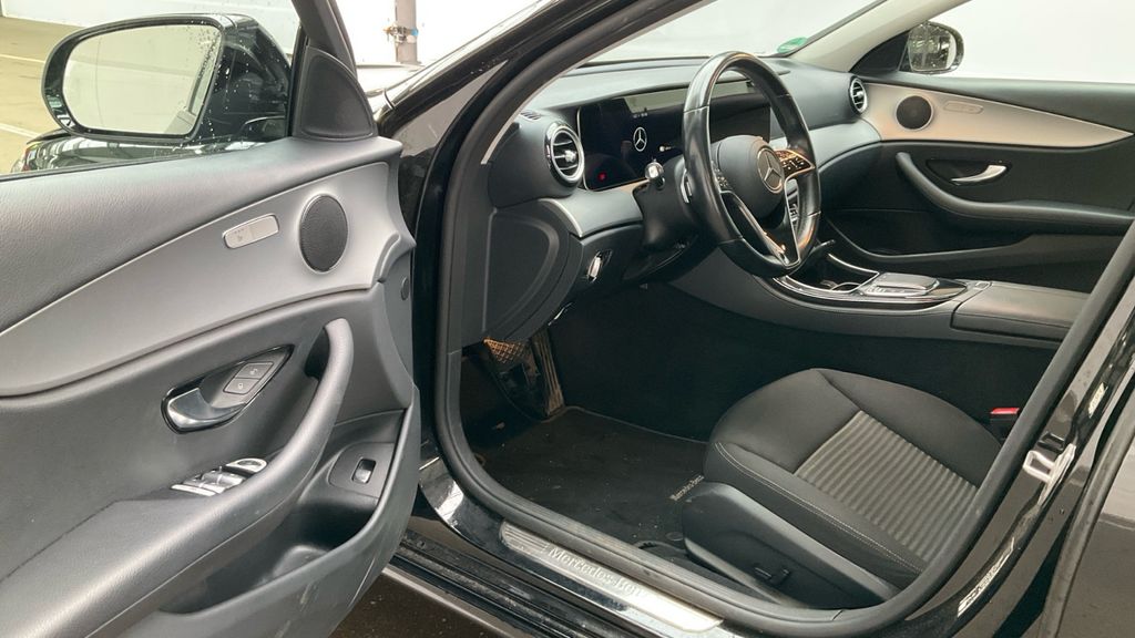 Mercedes-Benz E 300 2021