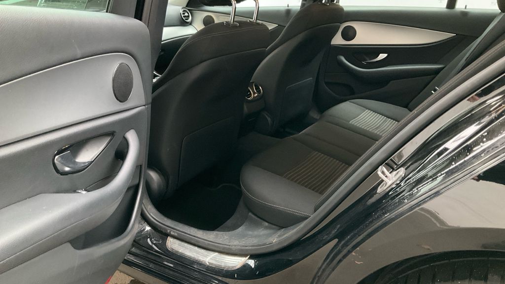 Mercedes-Benz E 300 2021