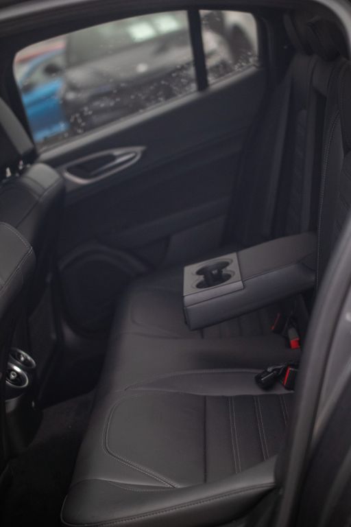 Alfa Romeo Giulia 2024