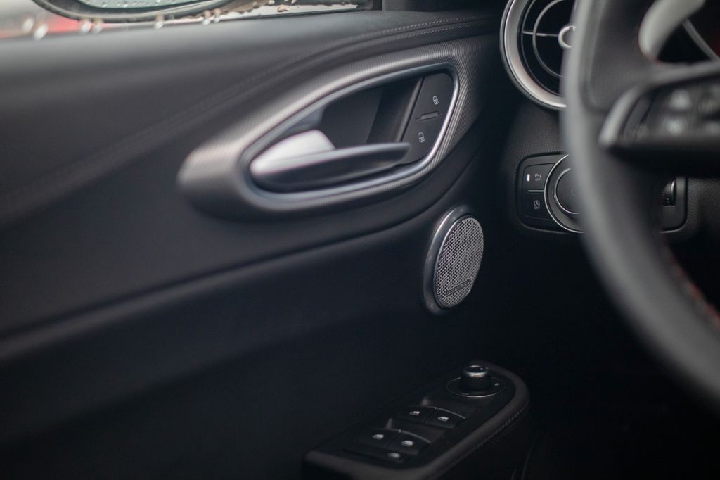 Alfa Romeo Giulia 2024