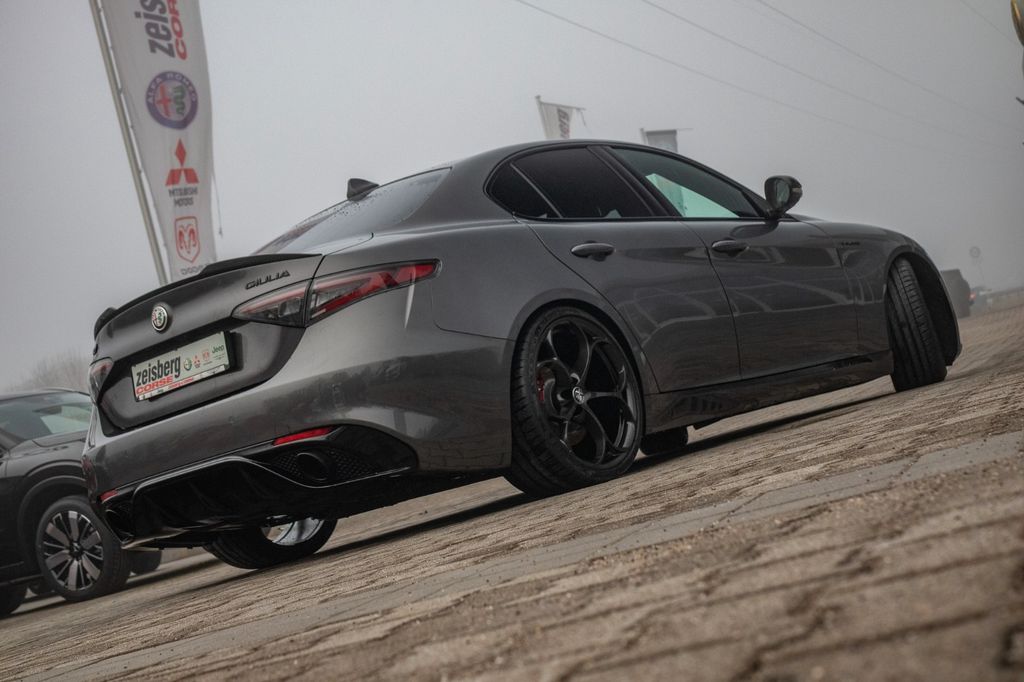 Alfa Romeo Giulia 2024