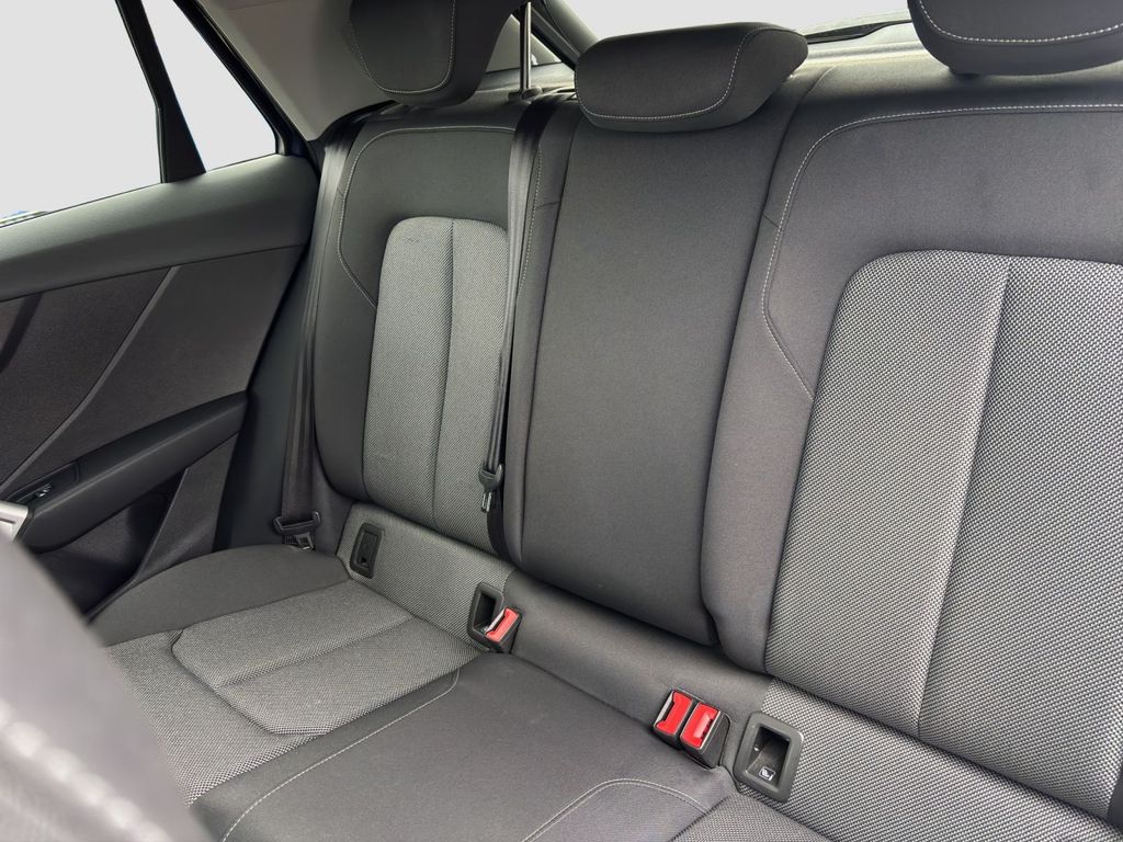 Audi Q2 2024