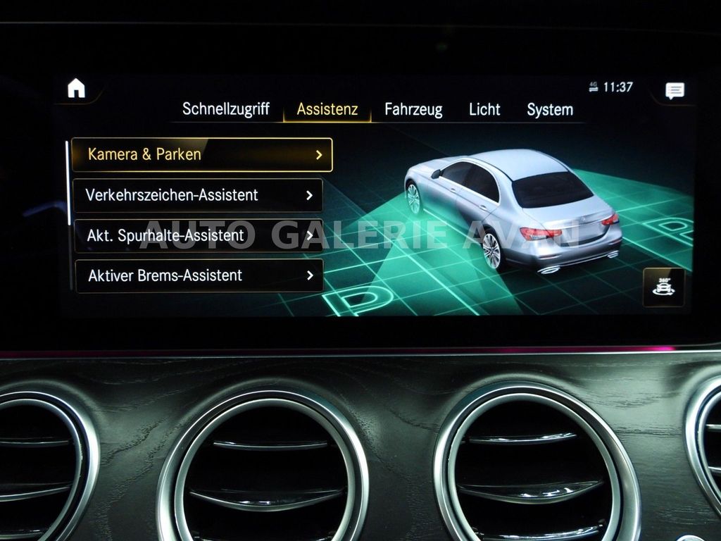 Mercedes-Benz E 300 2022