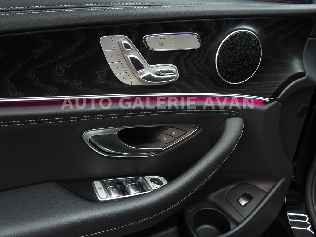 Mercedes-Benz E 300 2022