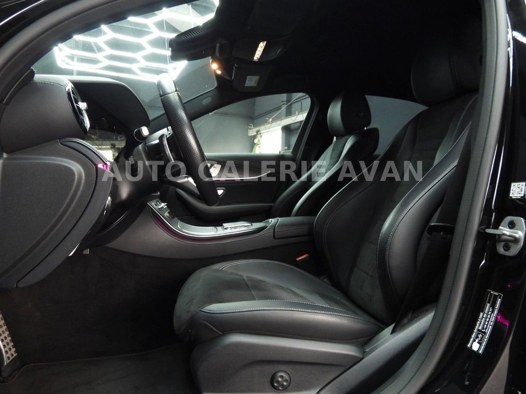 Mercedes-Benz E 300 2022