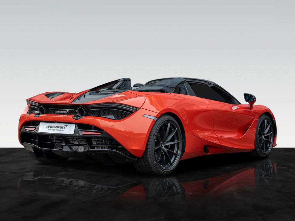 McLaren 720S 2025