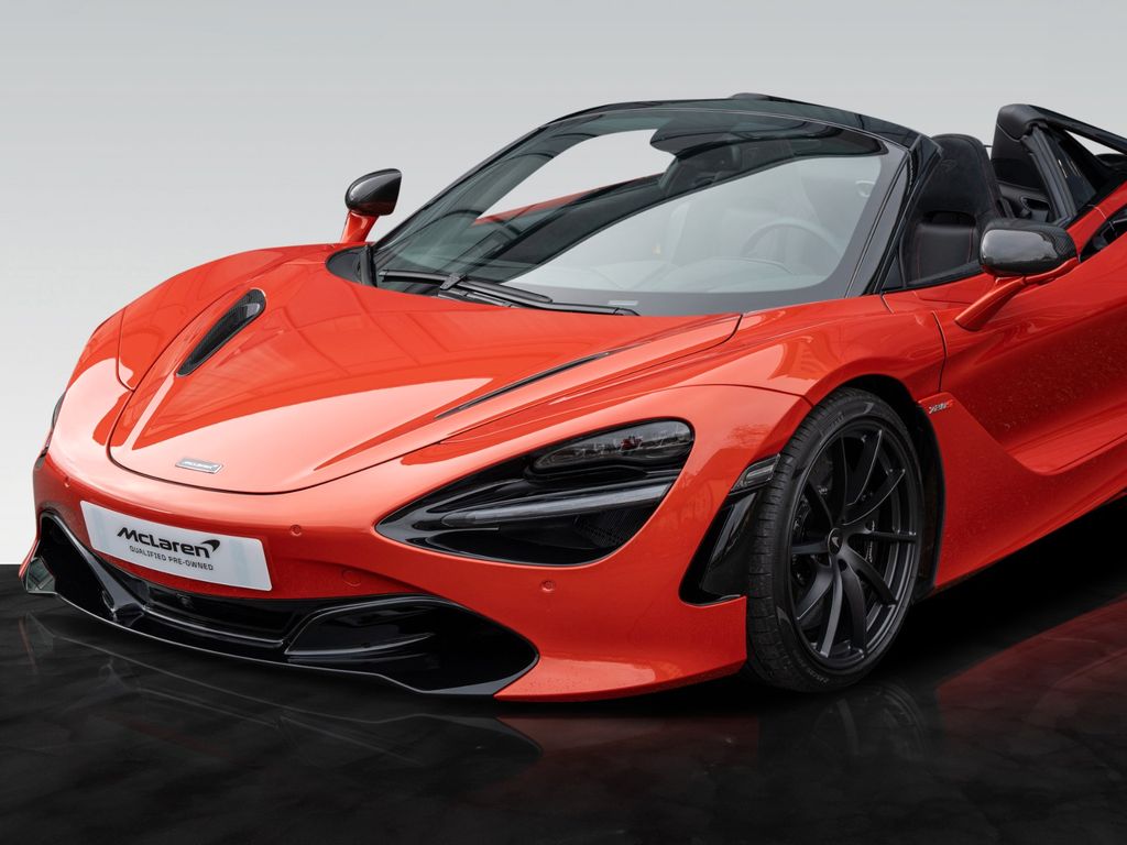 McLaren 720S 2025