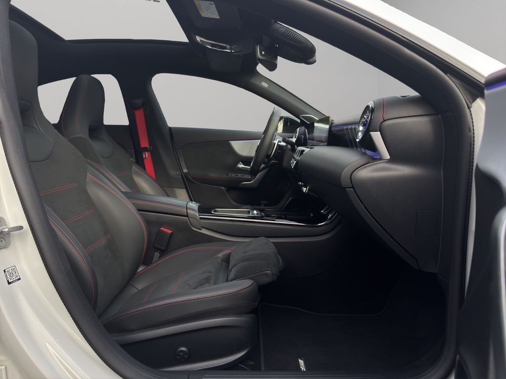 Mercedes-Benz CLA 35 AMG 2023