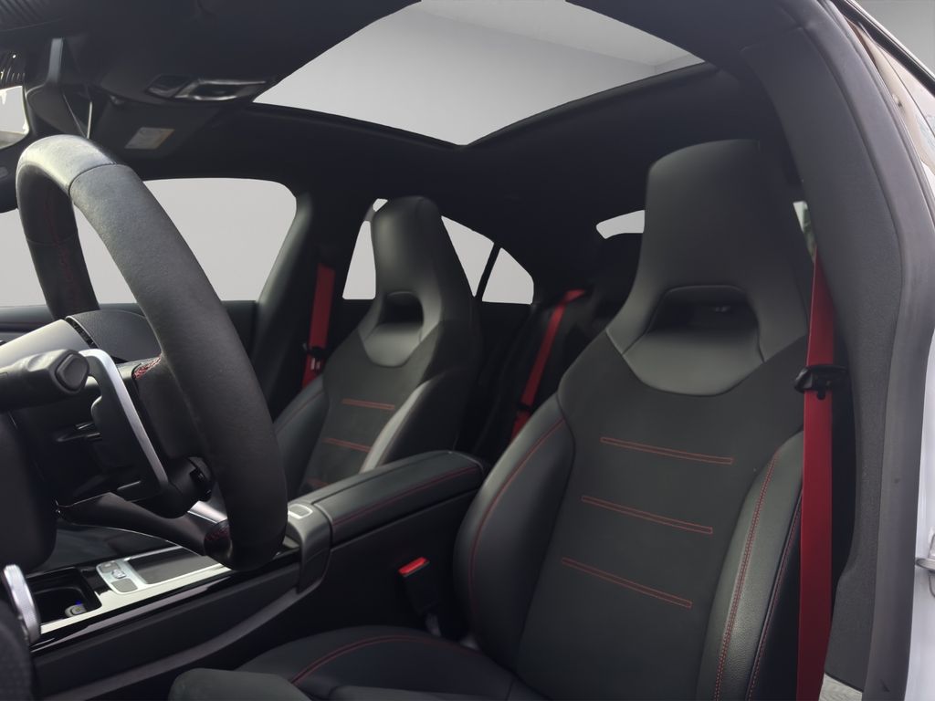 Mercedes-Benz CLA 35 AMG 2023