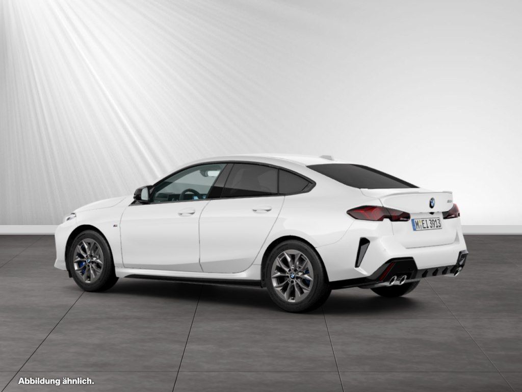 BMW M235 2025