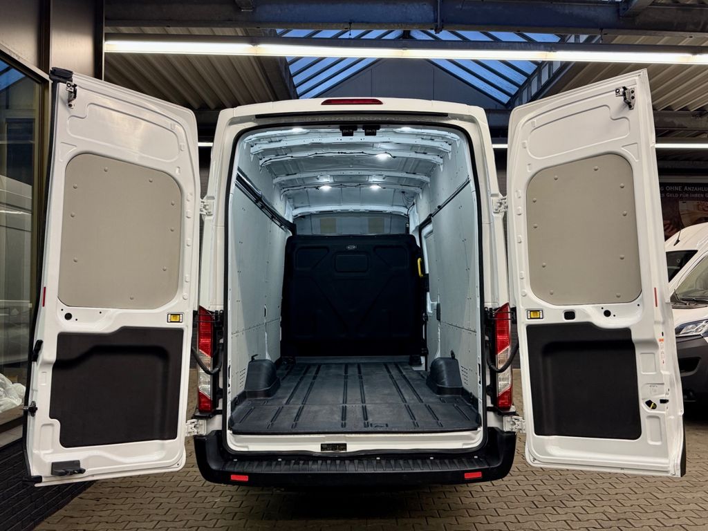 Ford Transit 2022
