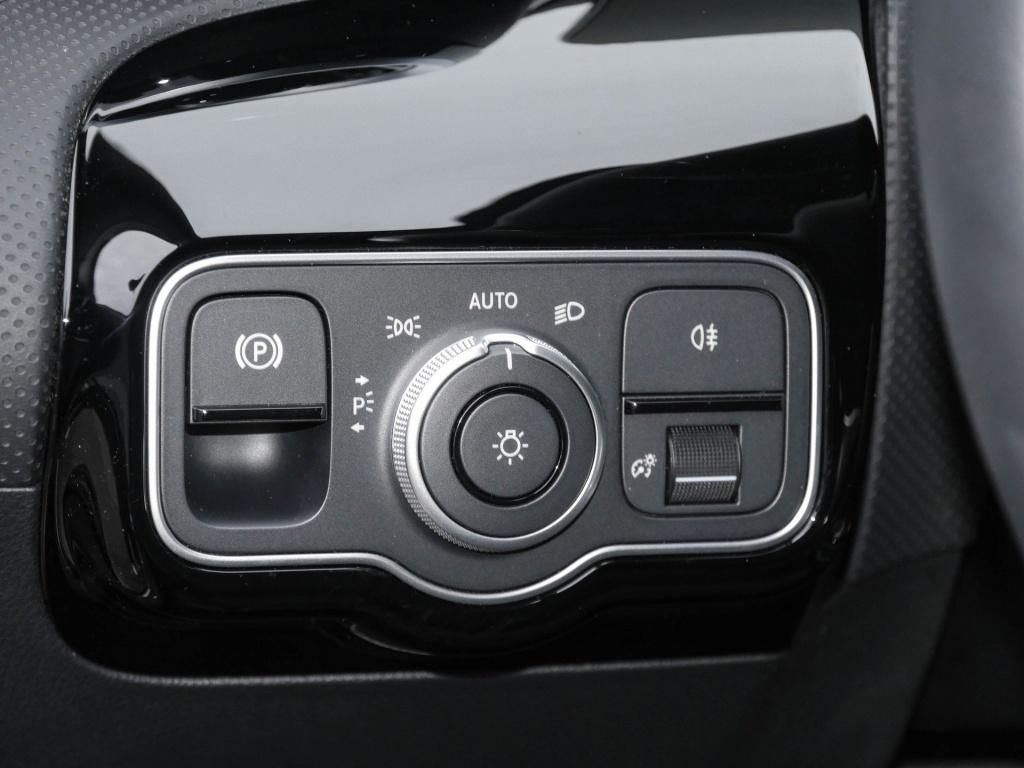 Mercedes-Benz A 250 2024