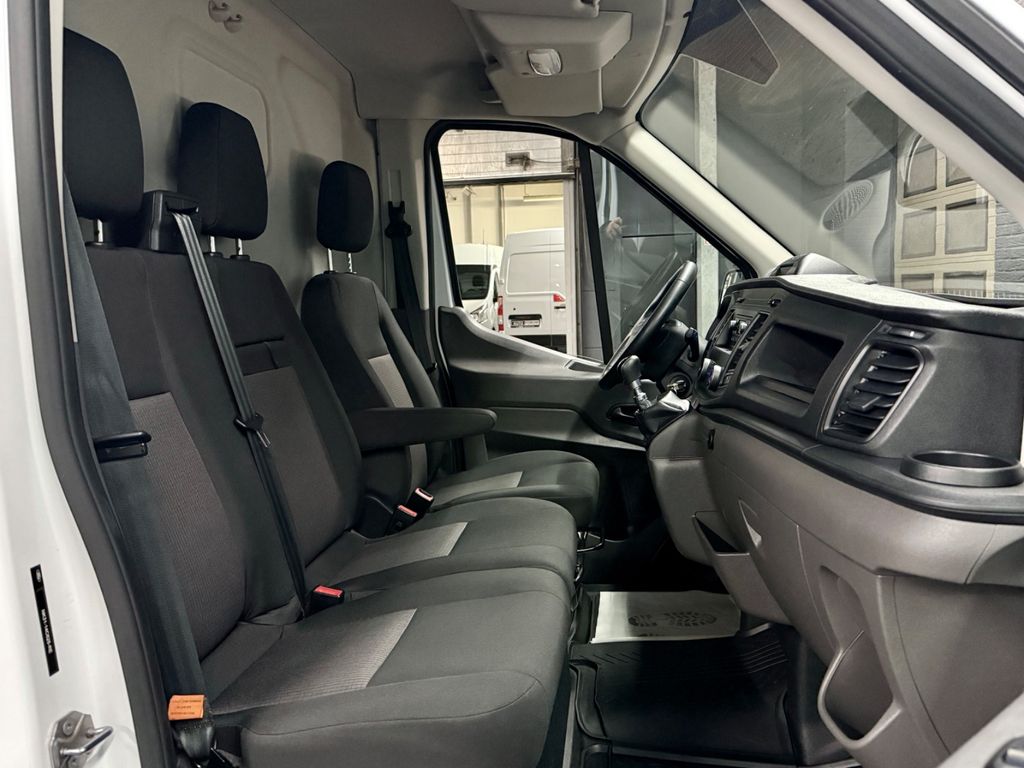Ford Transit 2022