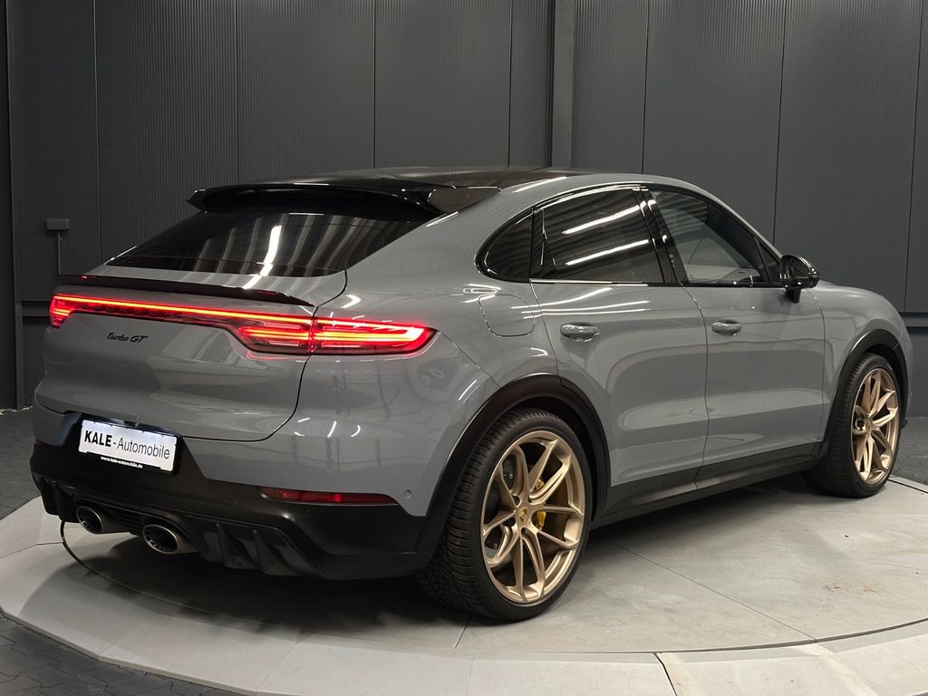 Porsche Cayenne 2021