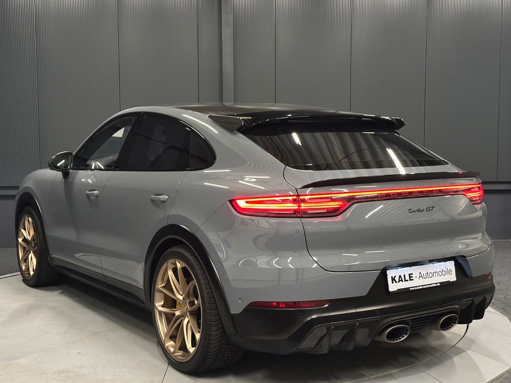 Porsche Cayenne 2021