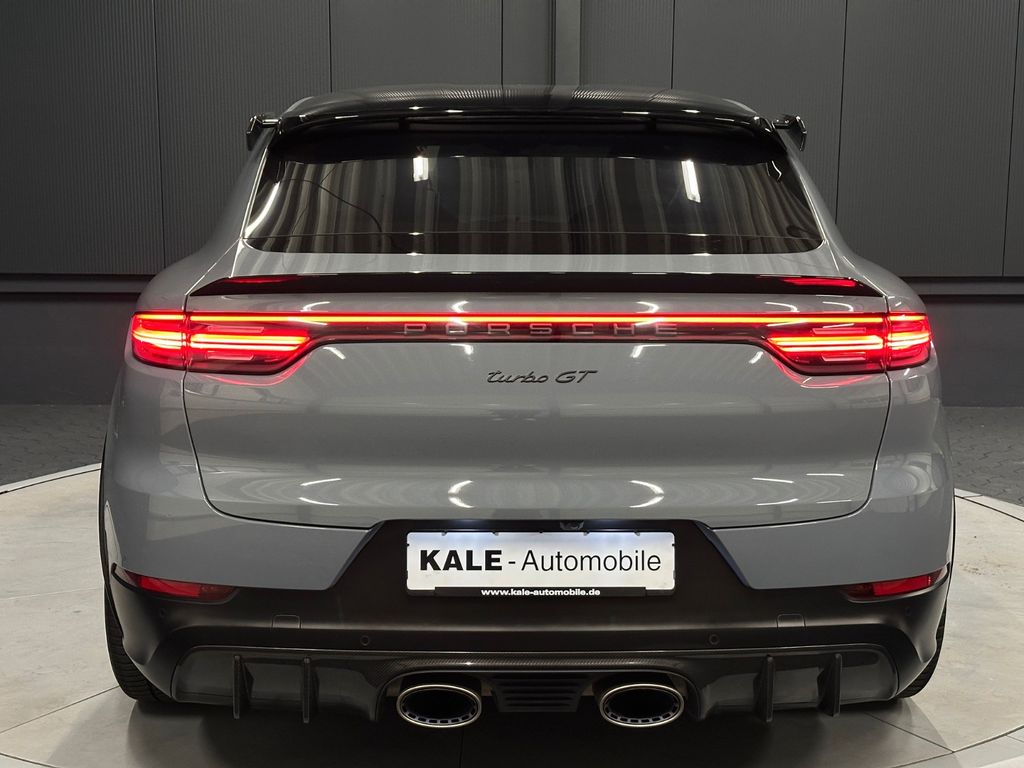 Porsche Cayenne 2021