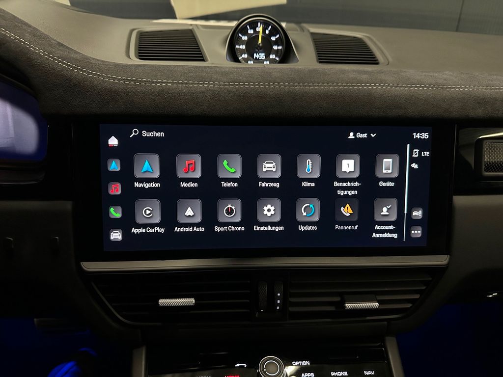 Porsche Cayenne 2021