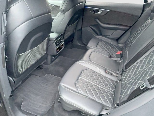 Audi SQ8 2022