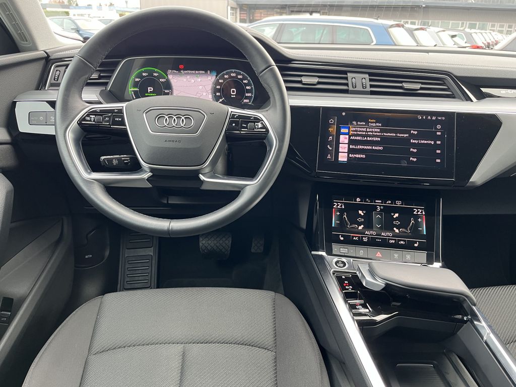 Audi e-tron 2022