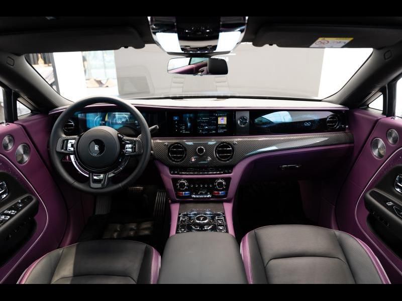 Rolls-Royce Spectre 2025