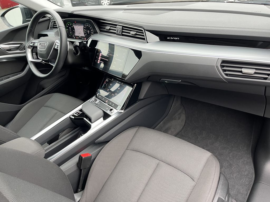 Audi e-tron 2022