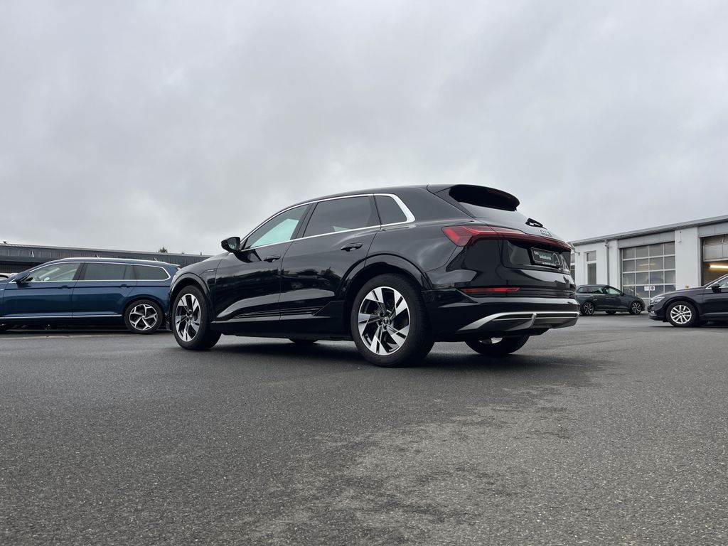 Audi e-tron 2022