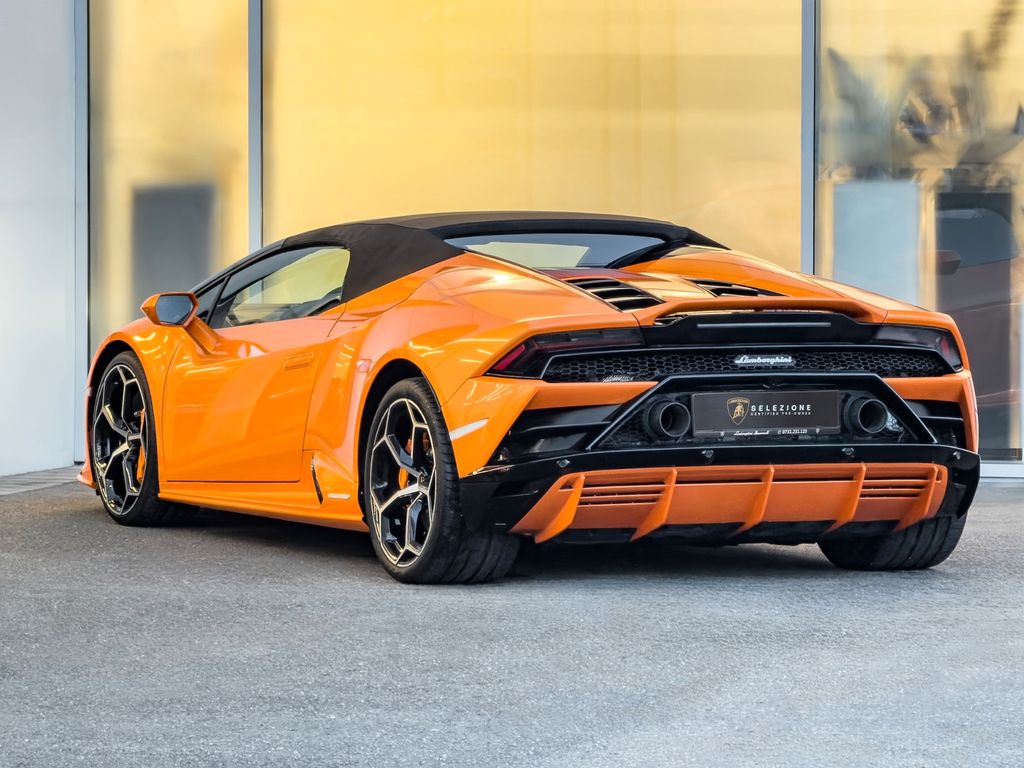 Lamborghini Huracán 2024