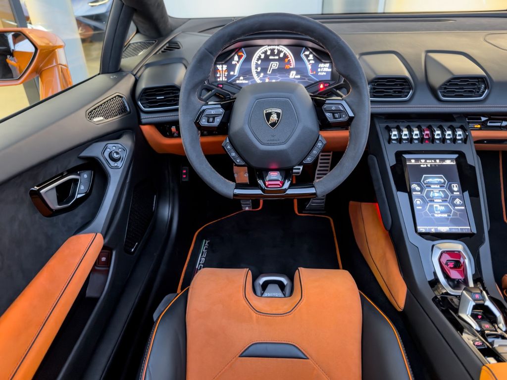 Lamborghini Huracán 2024