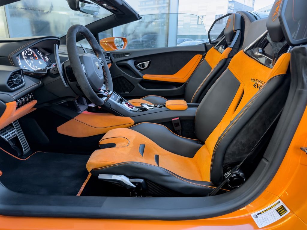 Lamborghini Huracán 2024