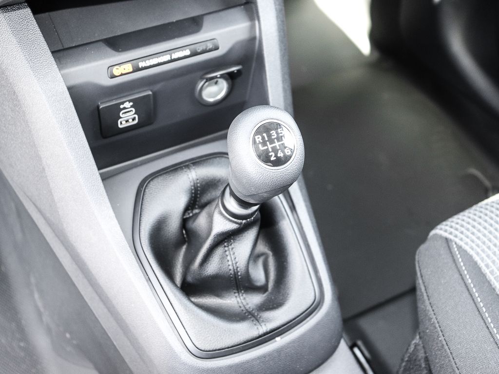 Ford Transit Courier 2025