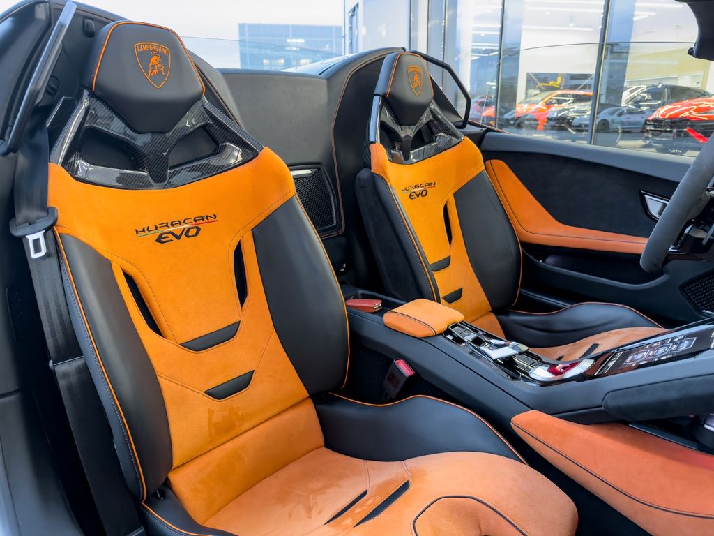 Lamborghini Huracán 2024