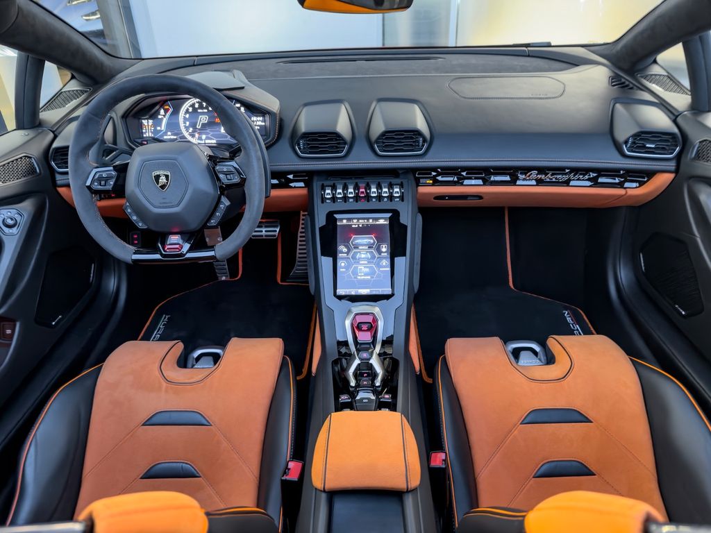 Lamborghini Huracán 2024