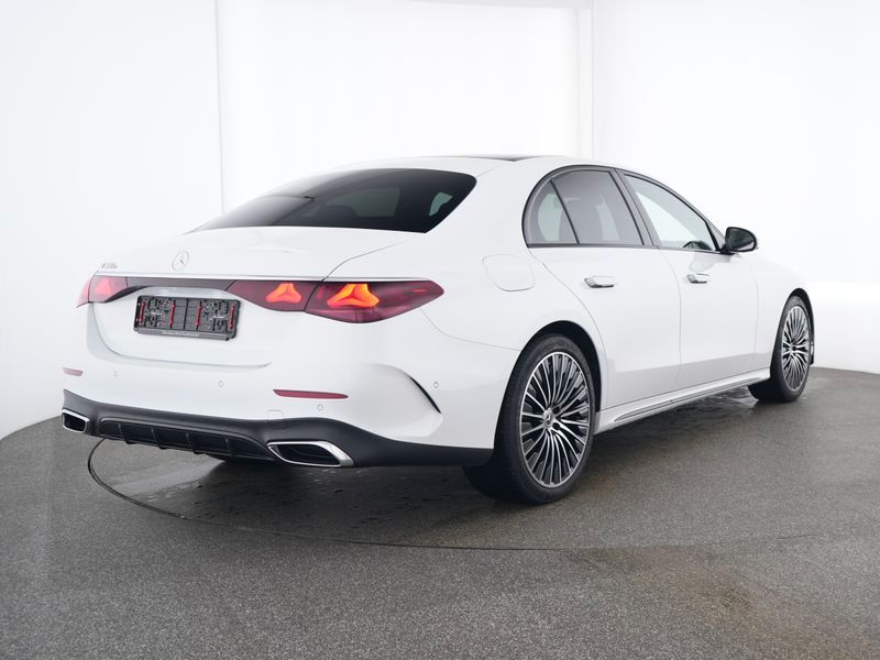 Mercedes-Benz E 300 2024