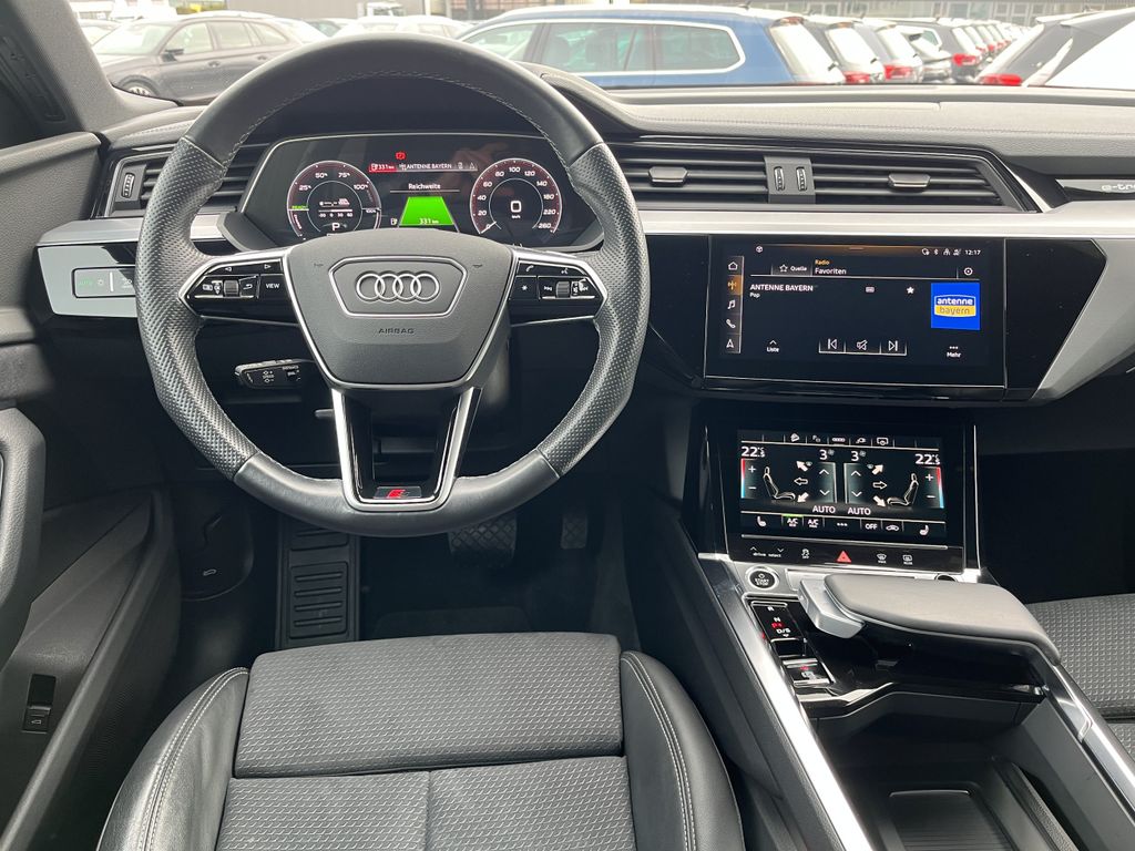 Audi e-tron 2022