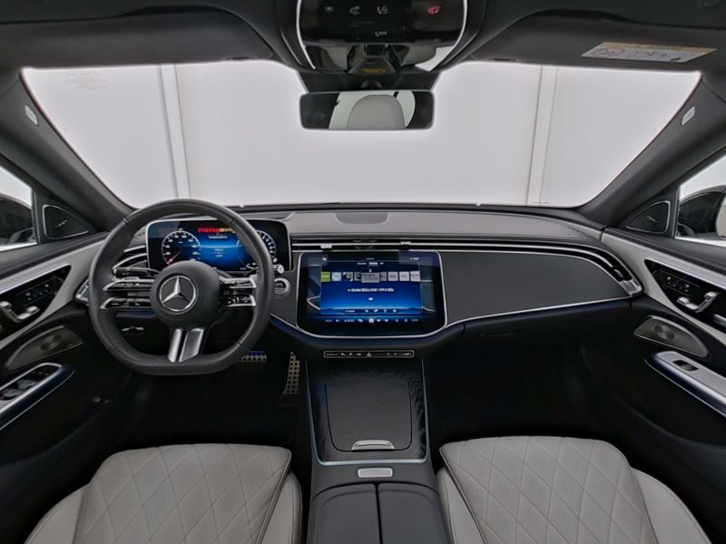 Mercedes-Benz E 300 2024